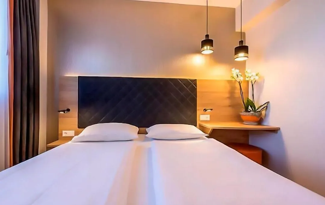 Hotel Rieker Stuttgart Hauptbahnhof-1