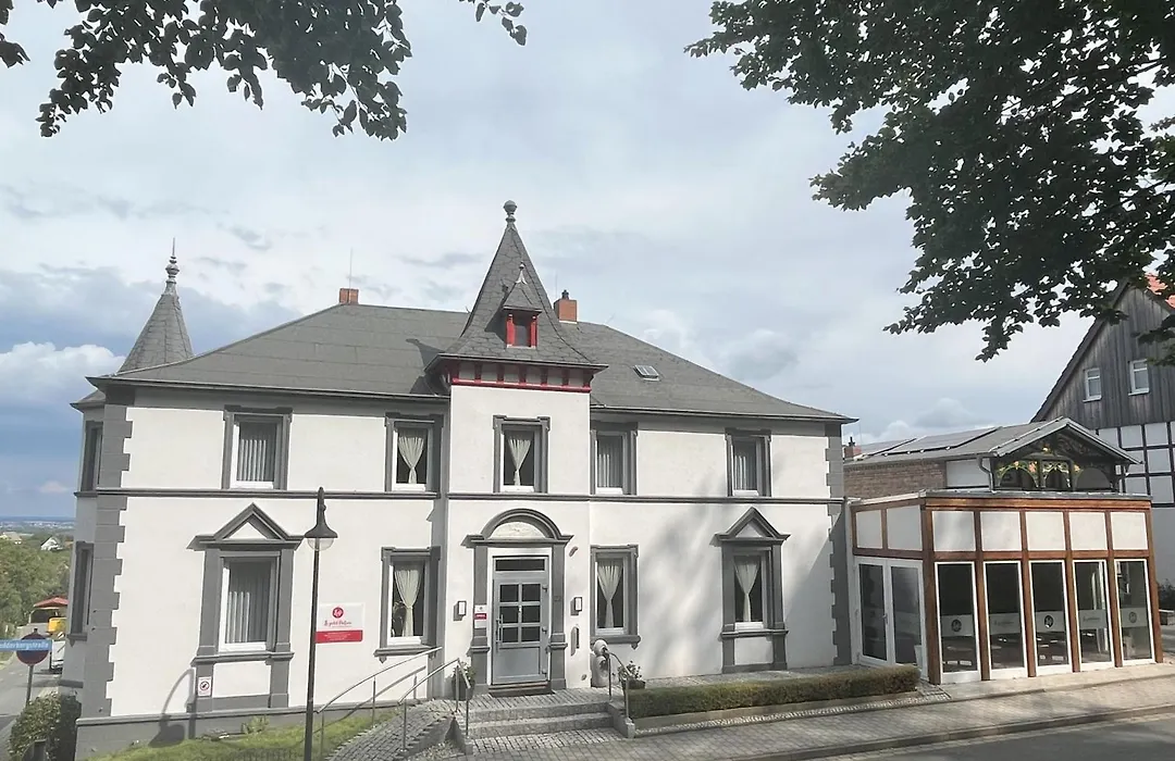 Le Petit Palais - Hotel/Pension-1