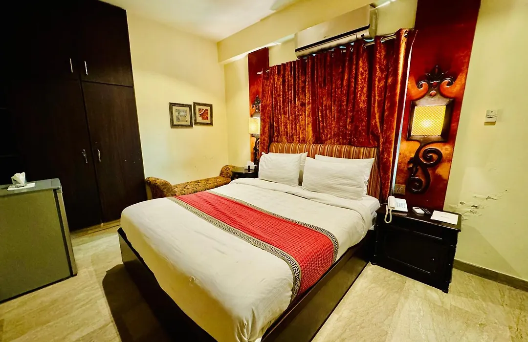 Shelton Hotel Lahore-1