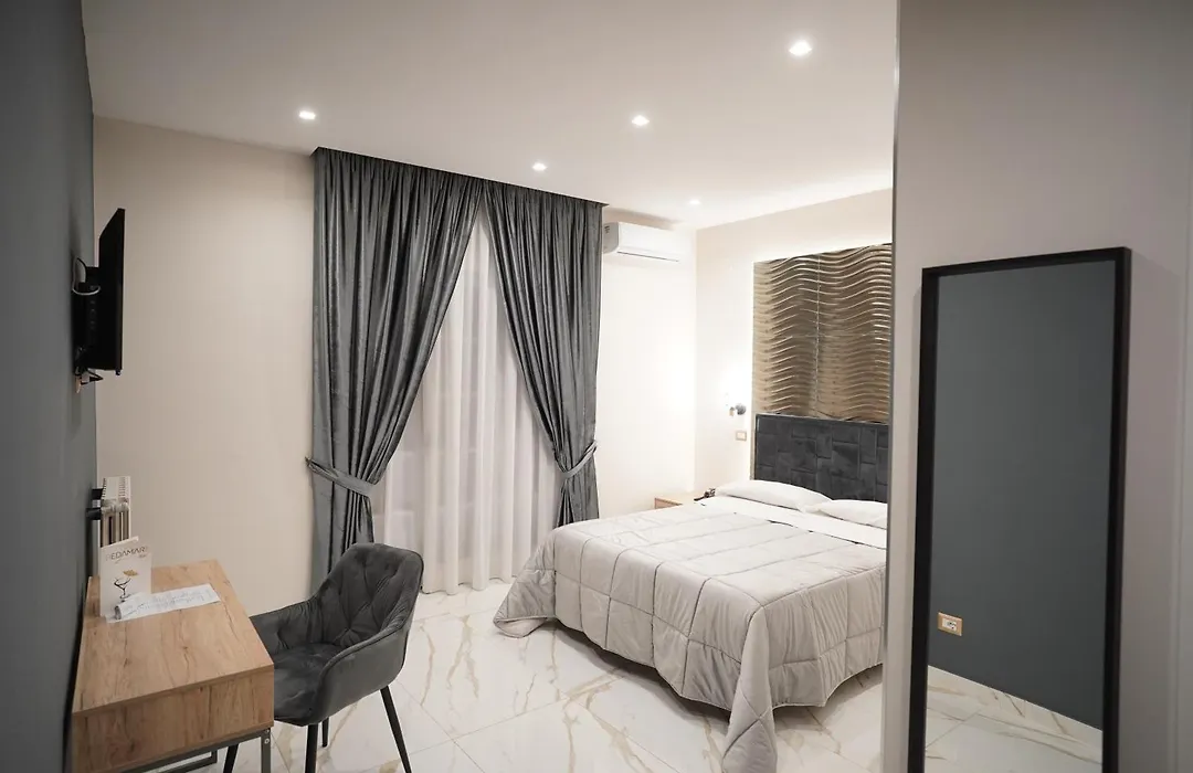 Redamare Suite-1