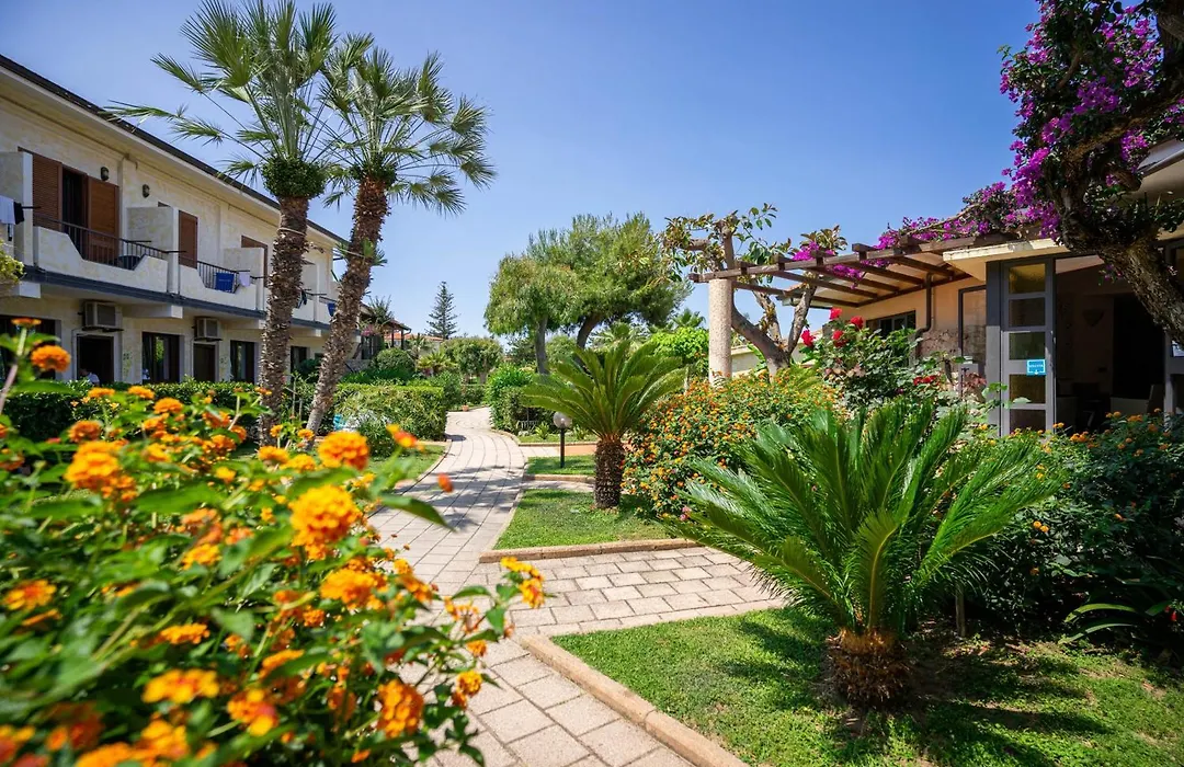 Hotel Villaggio Roller Club-1