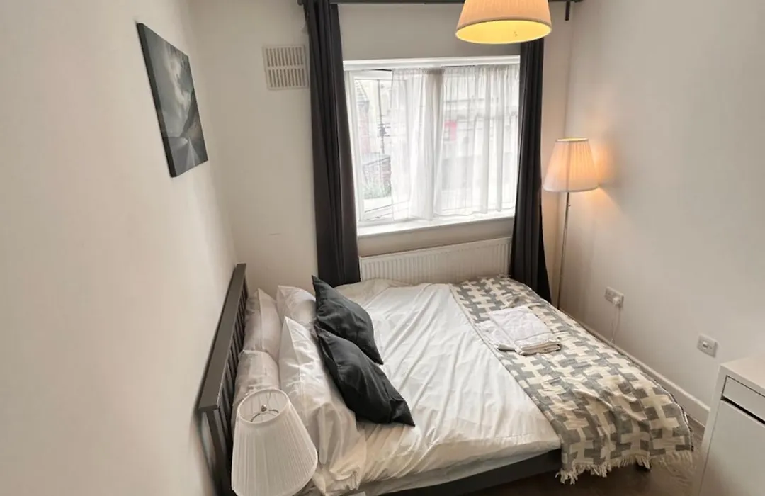Double And Single Rooms In Bromley By Bow-1