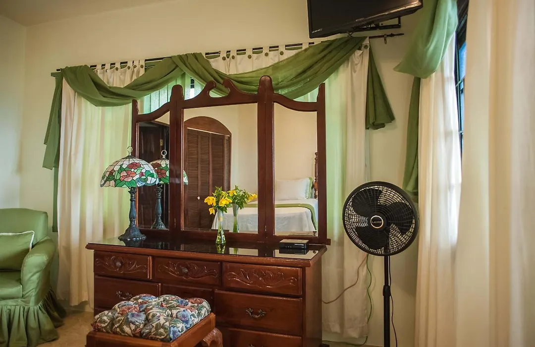 Clarridge View Guesthouse-1