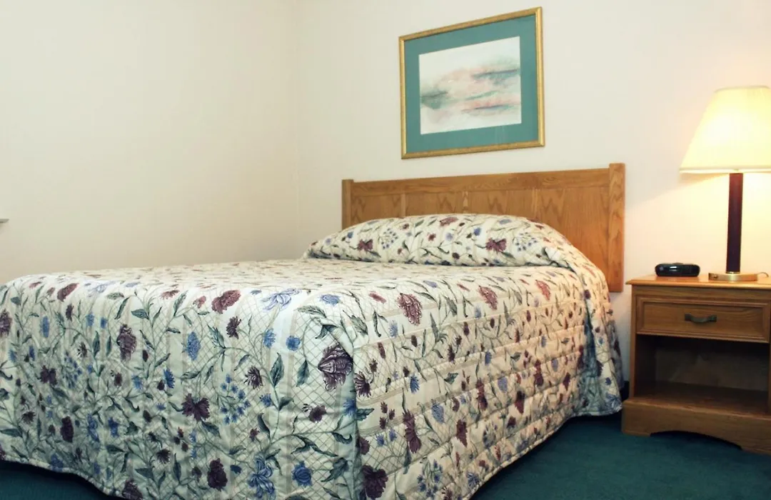Affordable Suites Shelby-1