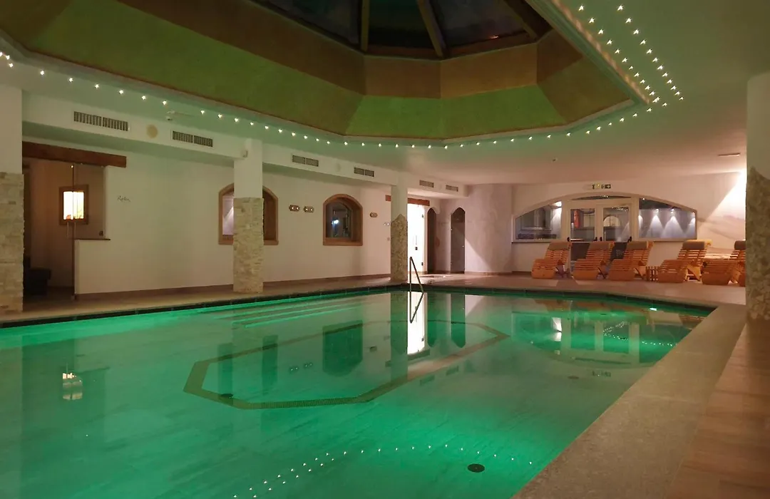 Hotel Des Alpes-1