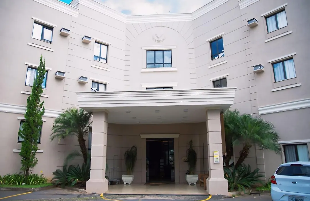 Class Hotel Varginha-1
