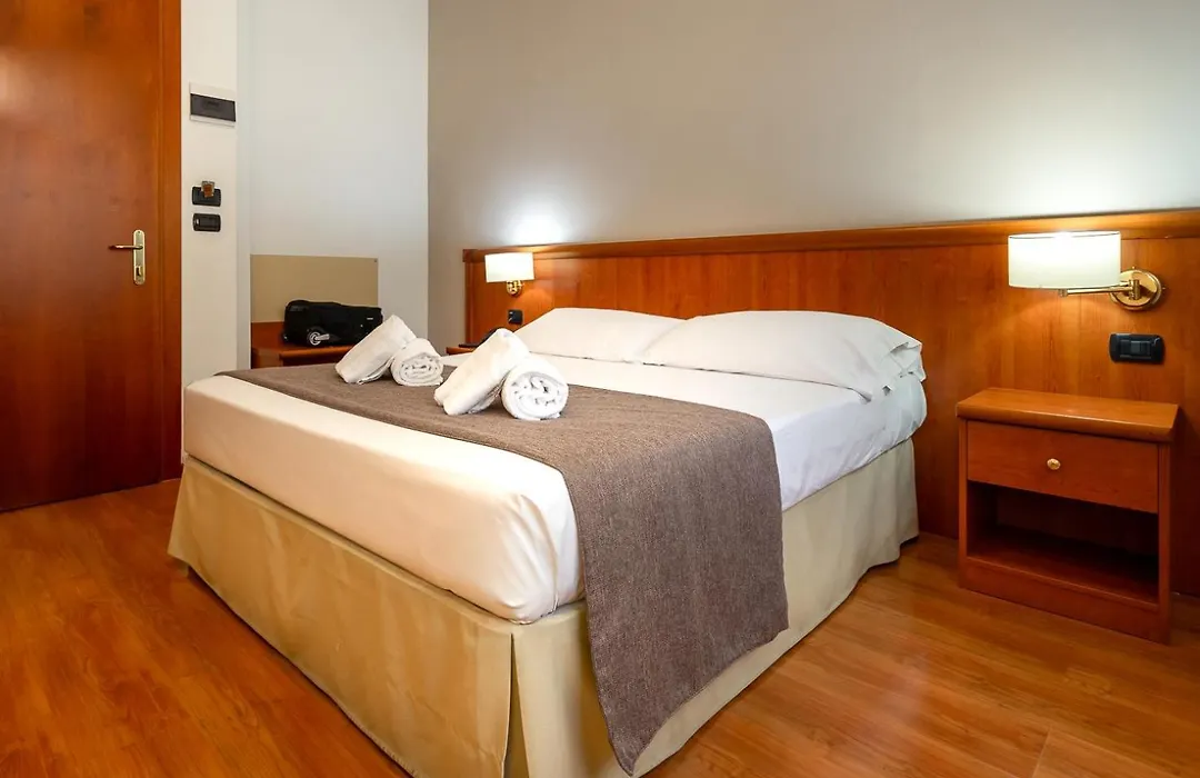 Garden Hotel-1