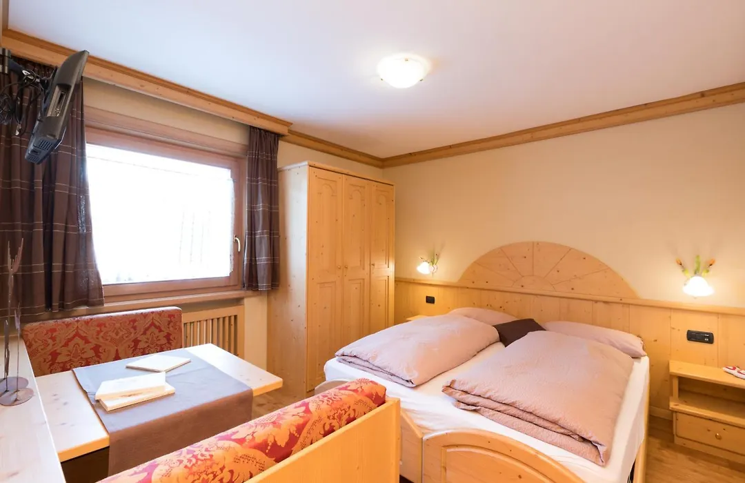 Hotel Champagne-1