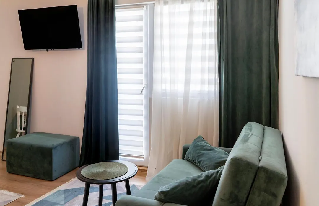 Guest House Time Out-1