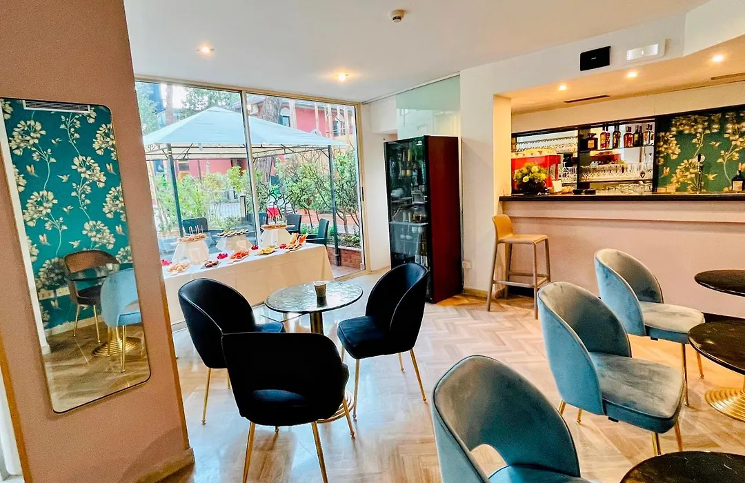 Aura Living Hotel-1