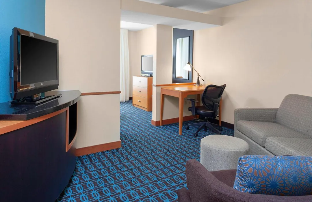 Fairfield Inn And Suites By Marriott Seymour-1