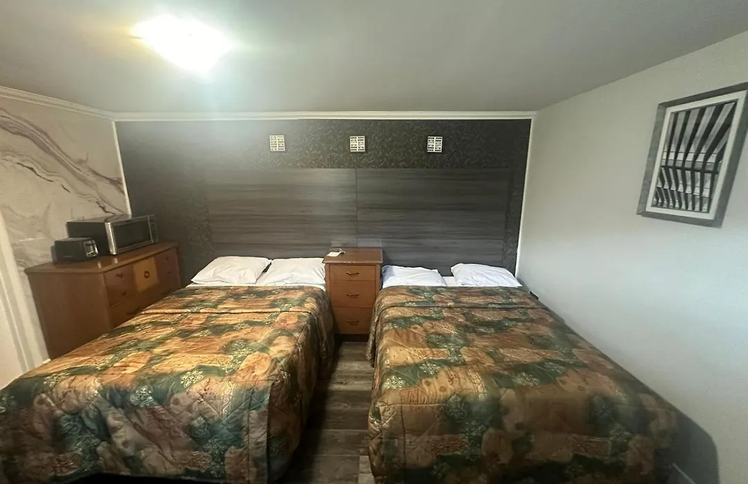 Pine Ridge Motel-1