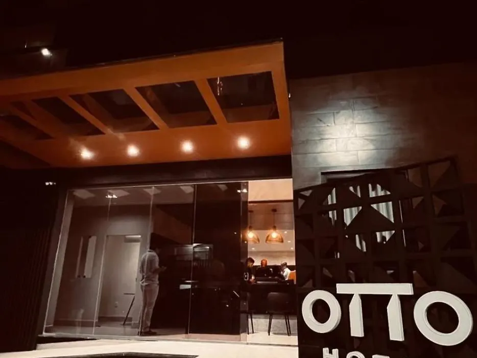 Otto Hotel-1