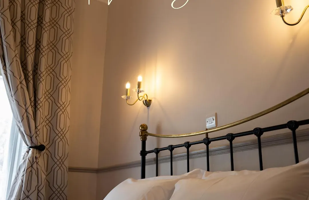 The Lansdowne Hotel-1