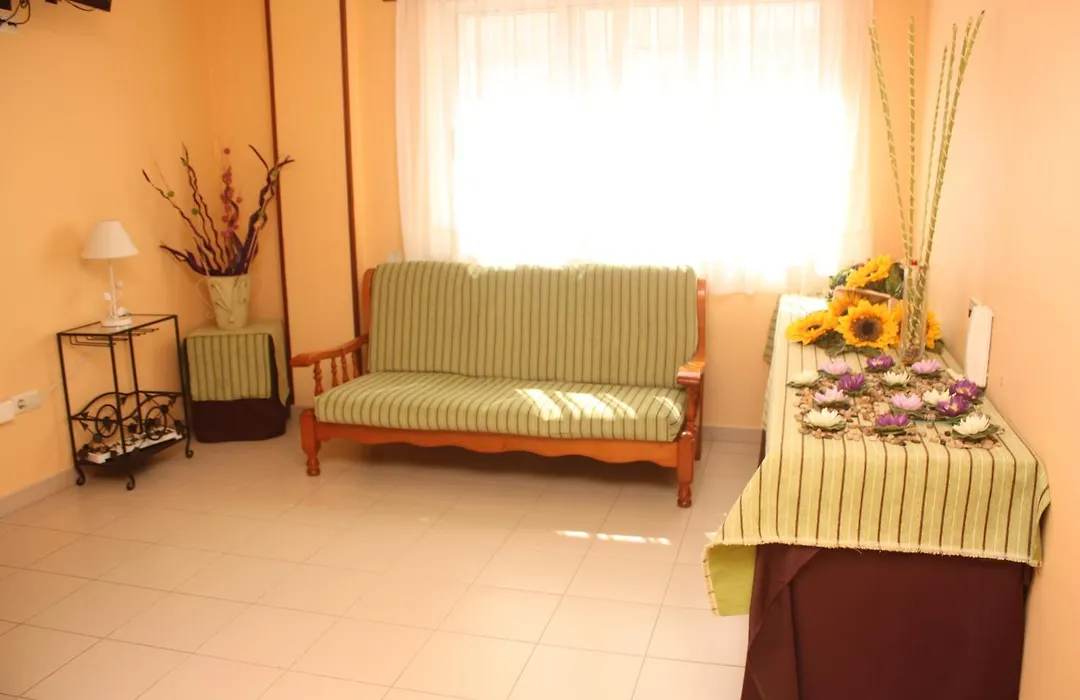 Residencia Porta Nova-1