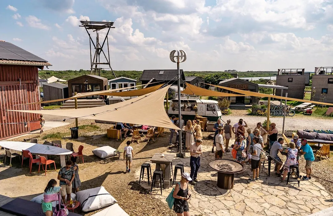 Basecamp Tiny House Eco-Resort Ijmuiden-1