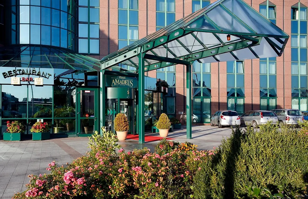 Hotel Amadeus Frankfurt-1