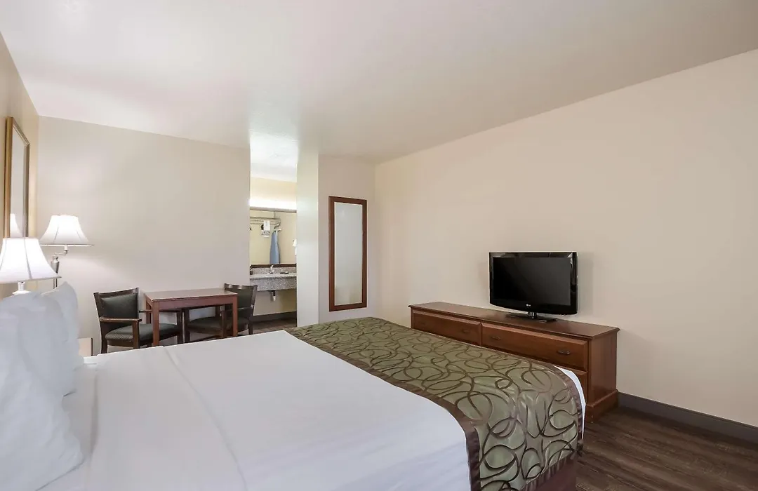 Surestay Hotel By Best Western Fernley-1