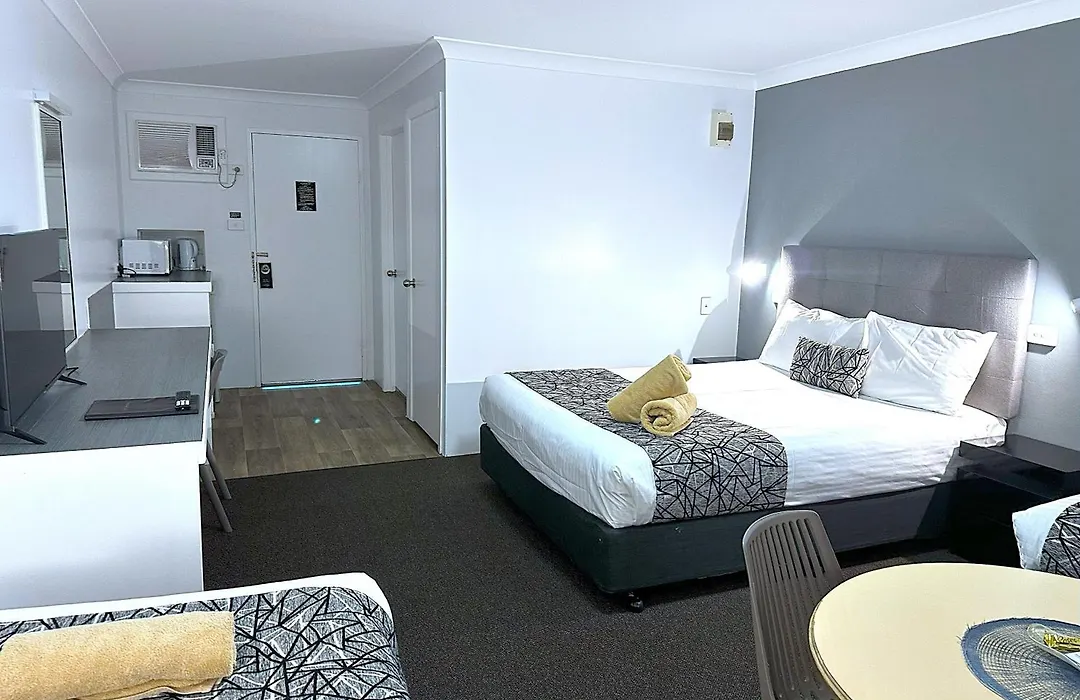 Rosebourne Gardens Motel-1