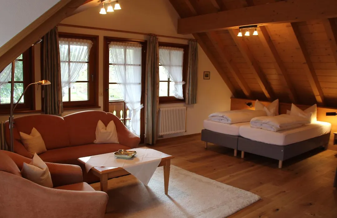Naturparkhotel Schwarzwaldhaus-1