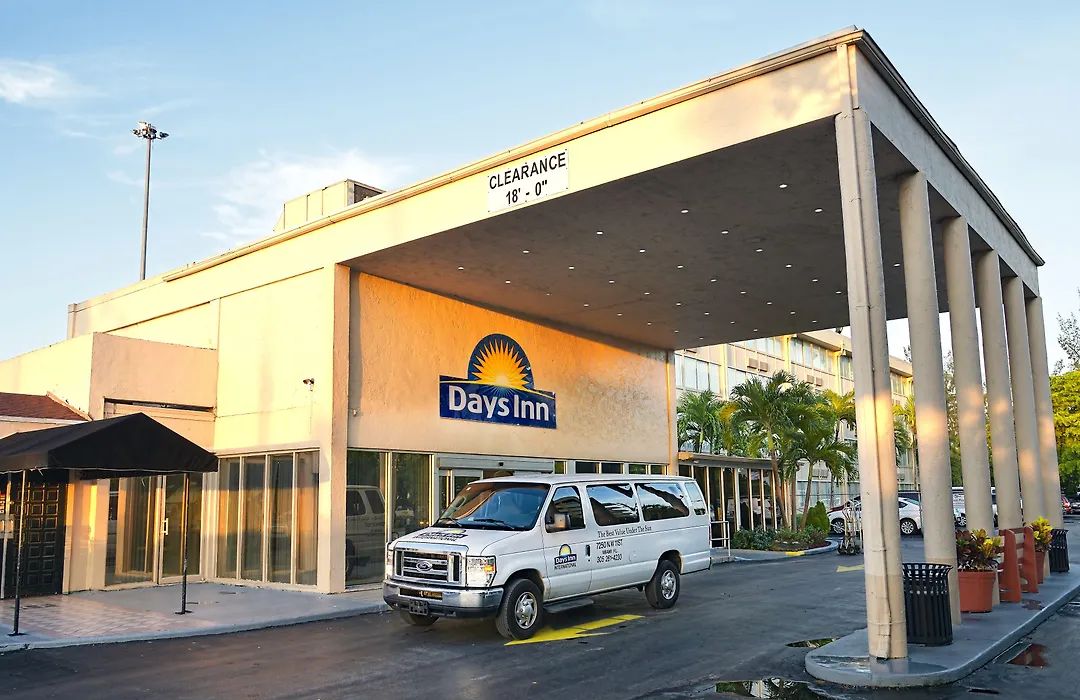 Envision Hotel Miami International Airport-1
