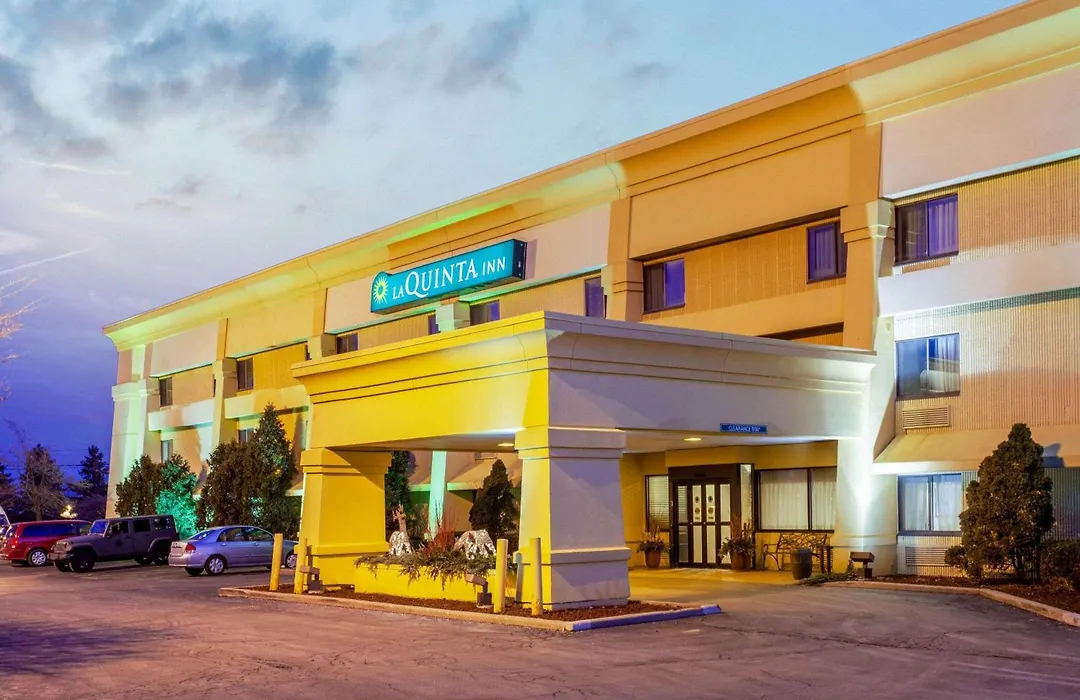 La Quinta Inn By Wyndham Milwaukee Airport / Oak Creek-1