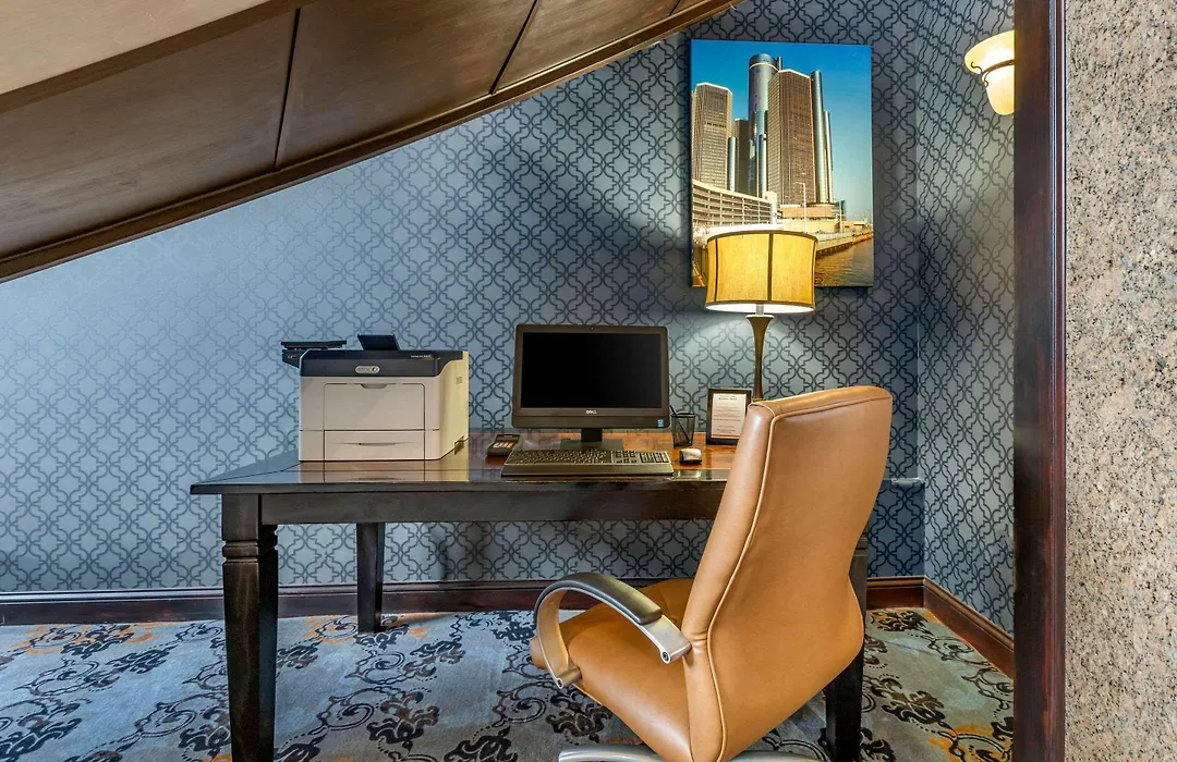 Comfort Suites Southgate-Detroit-1