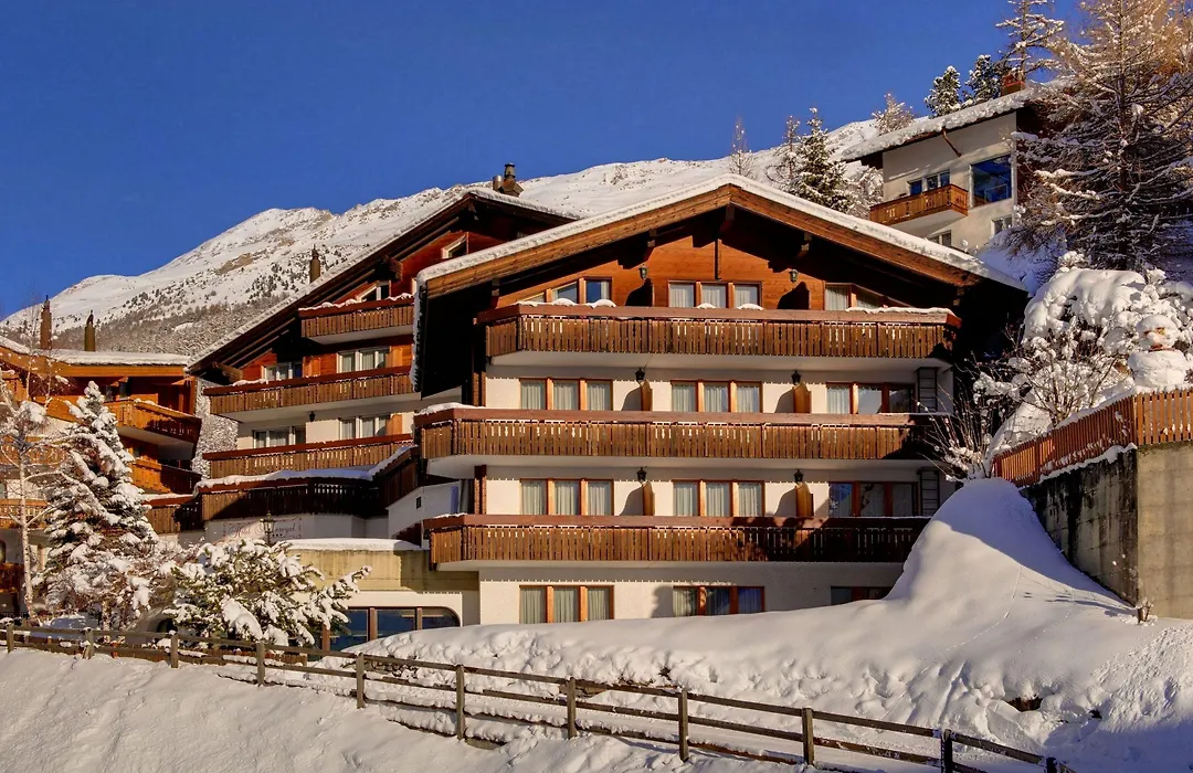 Hotel Alpenroyal-1