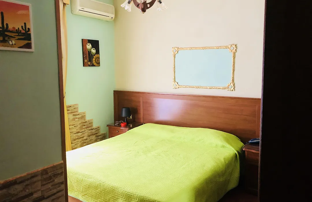 Hotel Iris-1