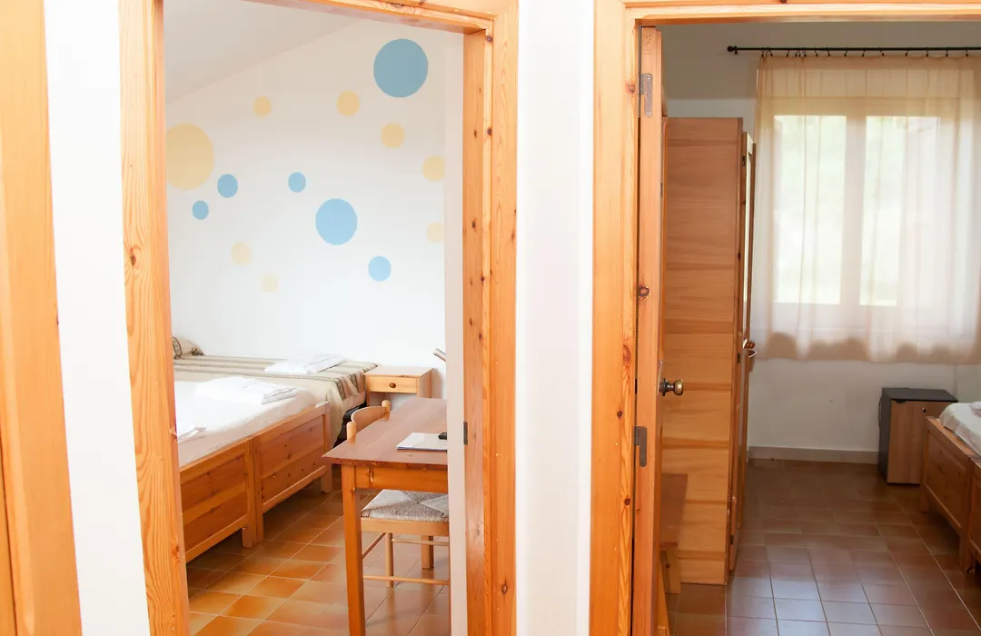 Hotel Maladroxia-1