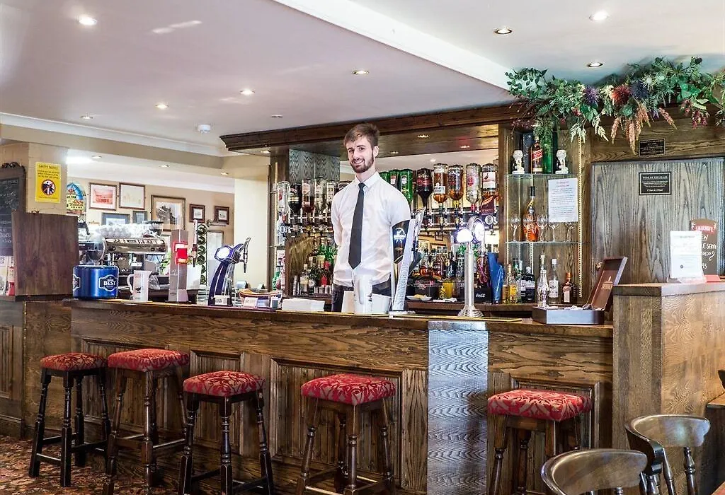 The Golf Tavern-1