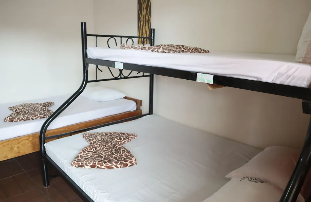 Pacific Waves Inn-1