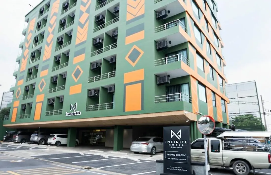 Infinite Hotel-Ratchada-1