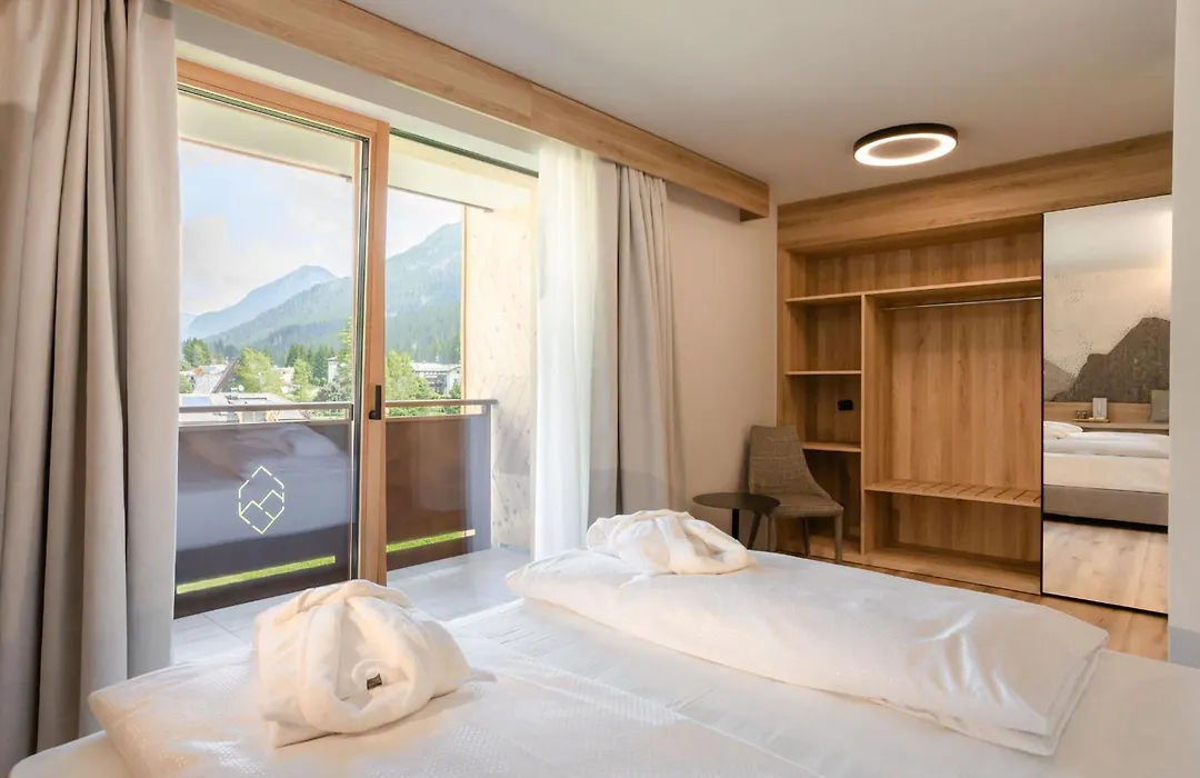 Wellness Hotel Dolomia-1