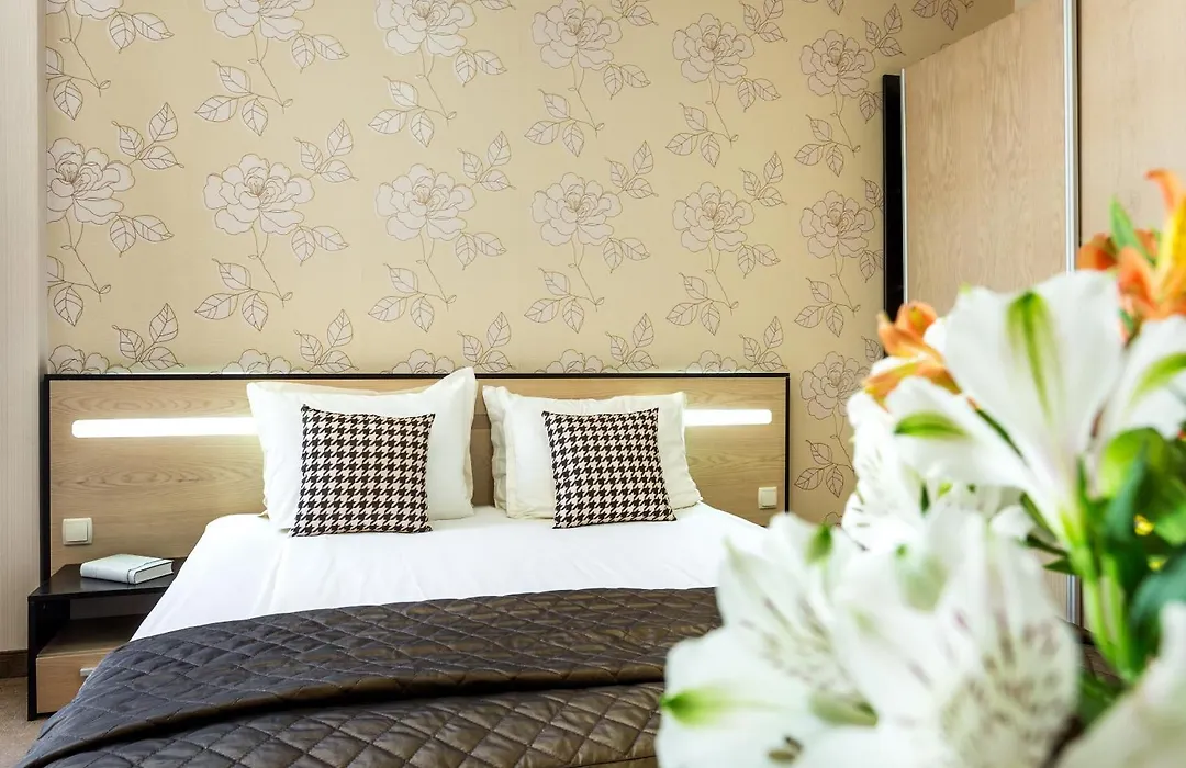 City Avenue Hotel-1