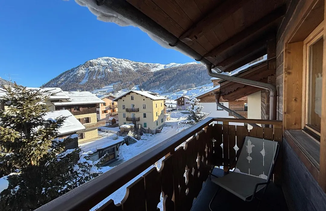 Hotel Crosal-1