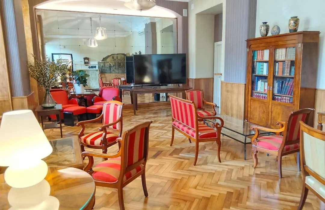 Hotel Roma E Rocca Cavour-1