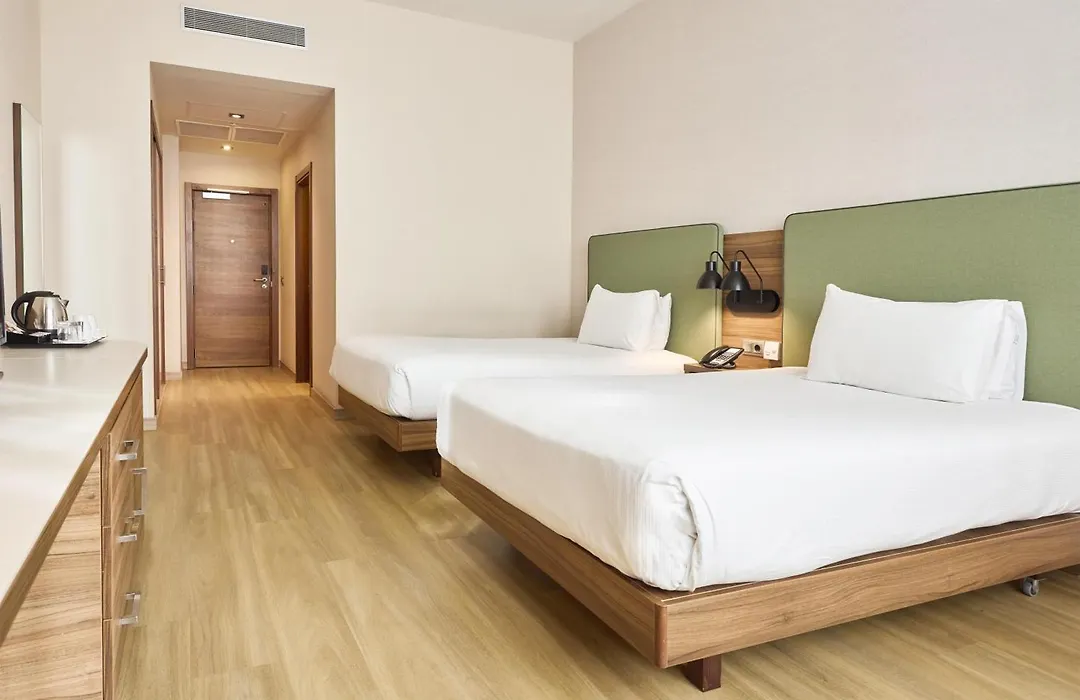 Hilton Garden Inn Sevilla-1