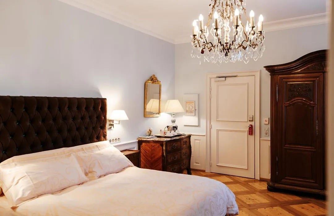 Hôtel&Spa Le Bouclier D'or-1