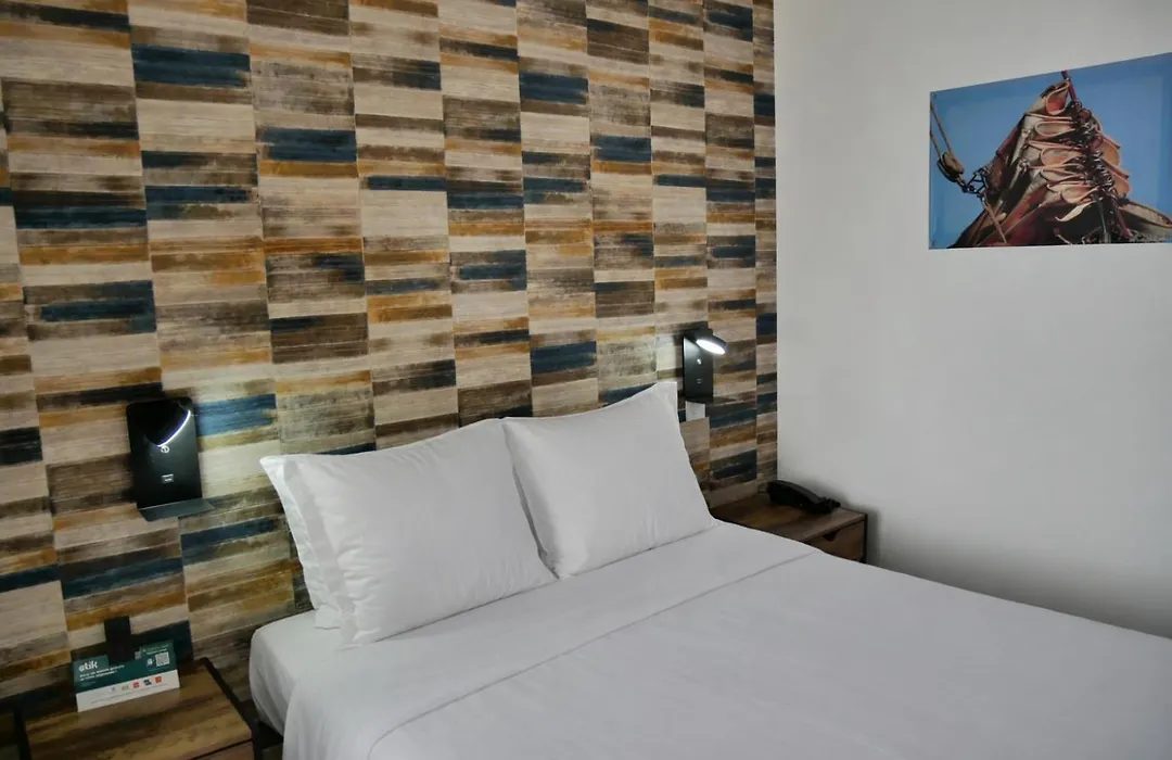 Hôtel La Porte Saint Pierre-Logis Hôtel Intra Muros RÉNOVÉ en 2026-1