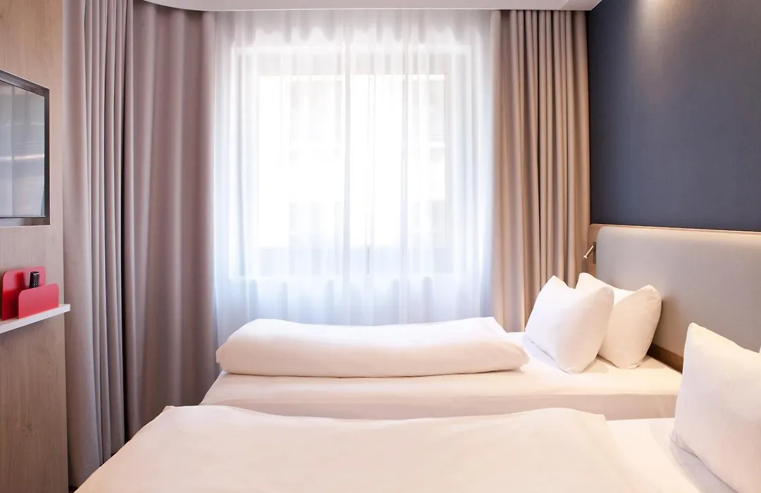 Holiday Inn Express & Suites - Basel - Allschwil By Ihg-1
