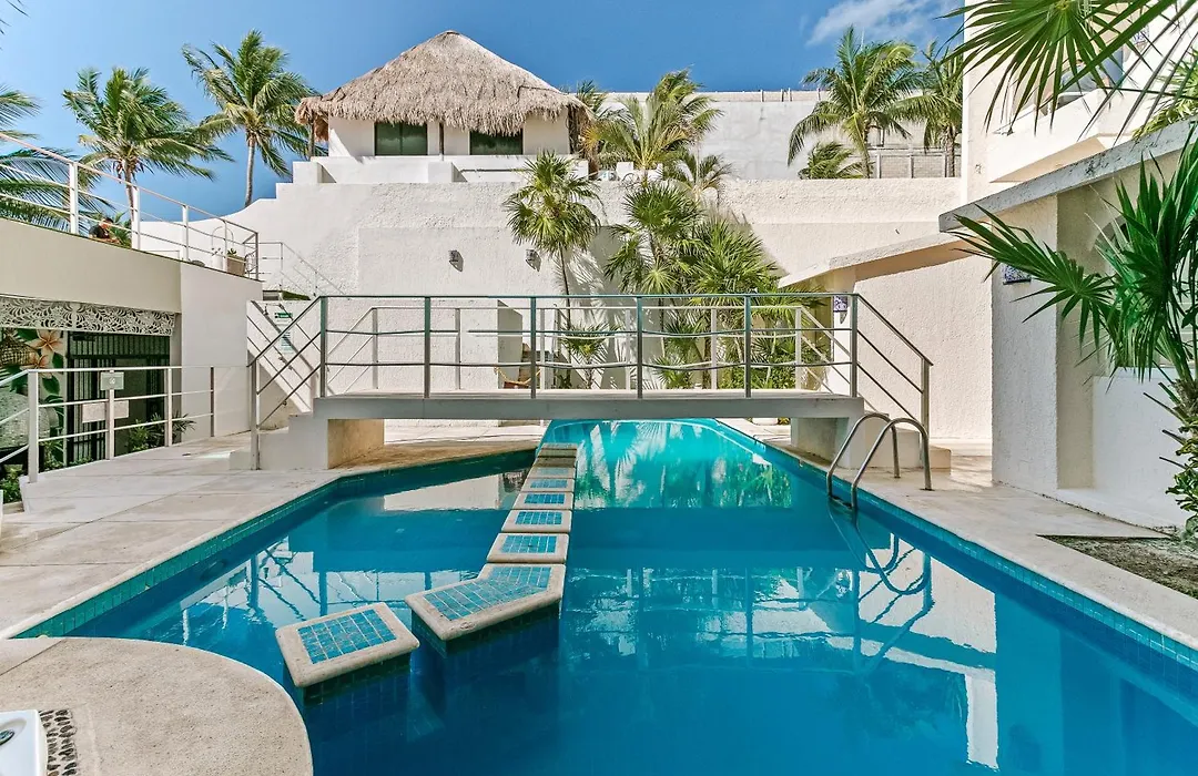 Luciana Hotel&Beach Club-1