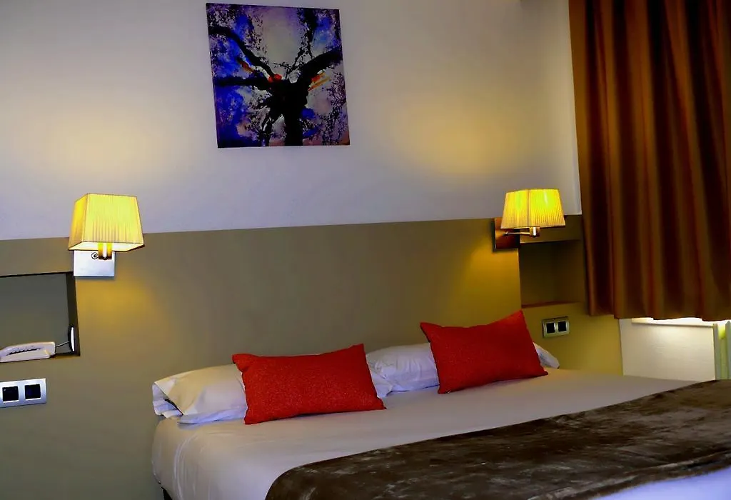 Hotel Pic Mari-1