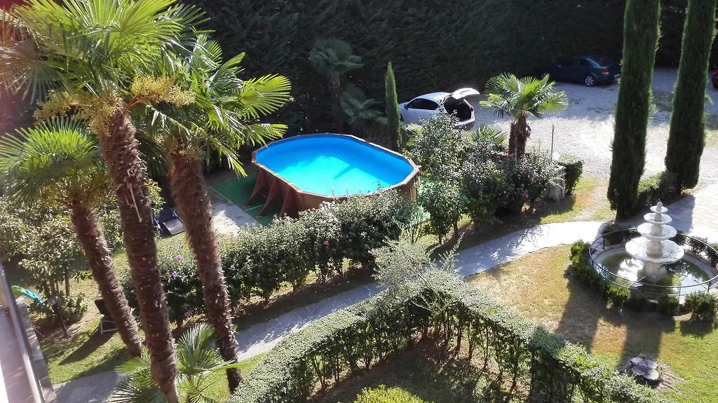 Villa Banana-1