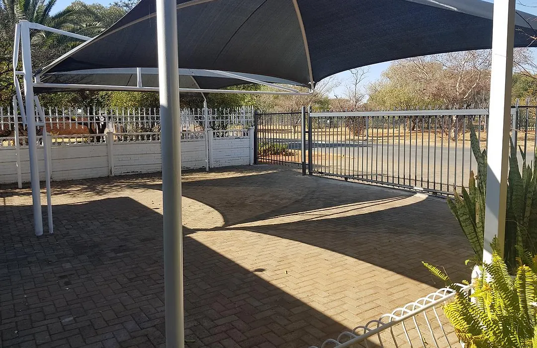 Kgosi Lodge-1