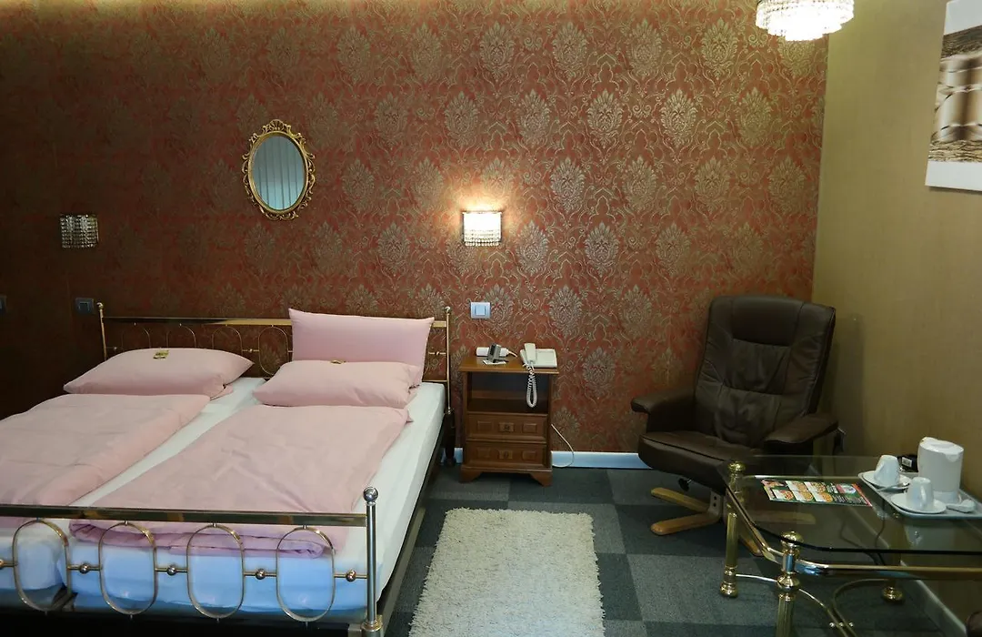 Am Hallenbad Hotel garni-1