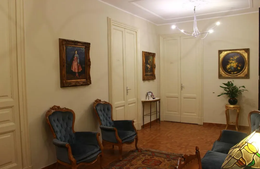 Umberto House Catania-1