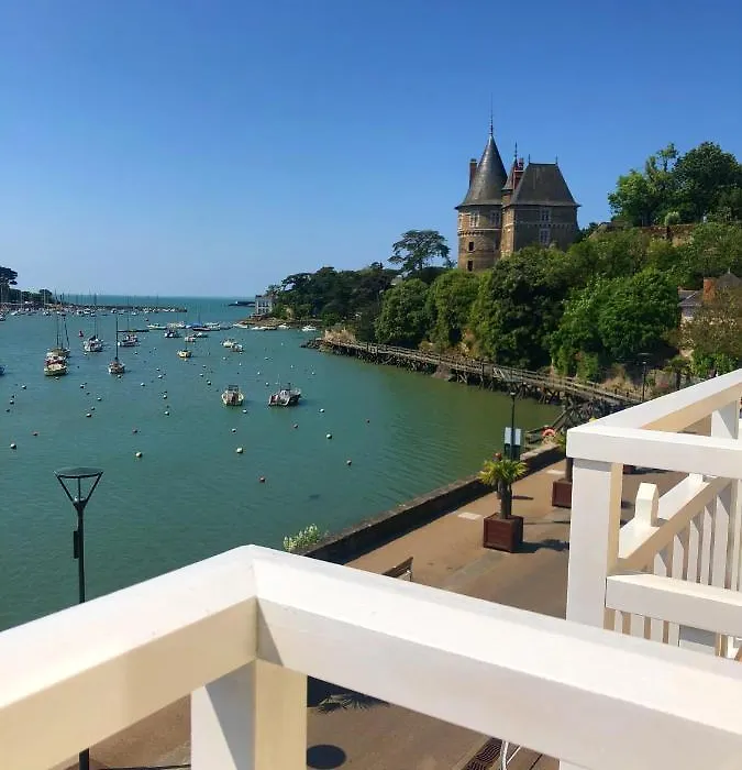 Hôtel Beau Soleil-1