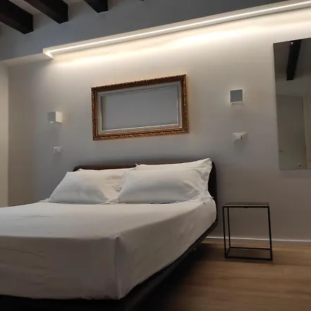 Borgo di Ponte Holiday Apartments&Rooms-3