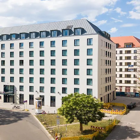 Holiday Inn Express Dresden City Centre-3
